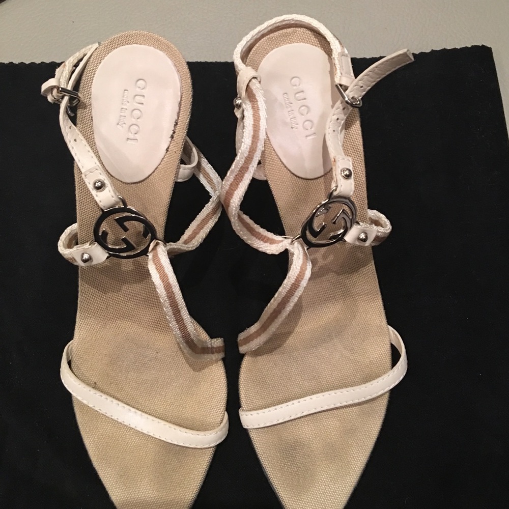 Gucci sandals size 9